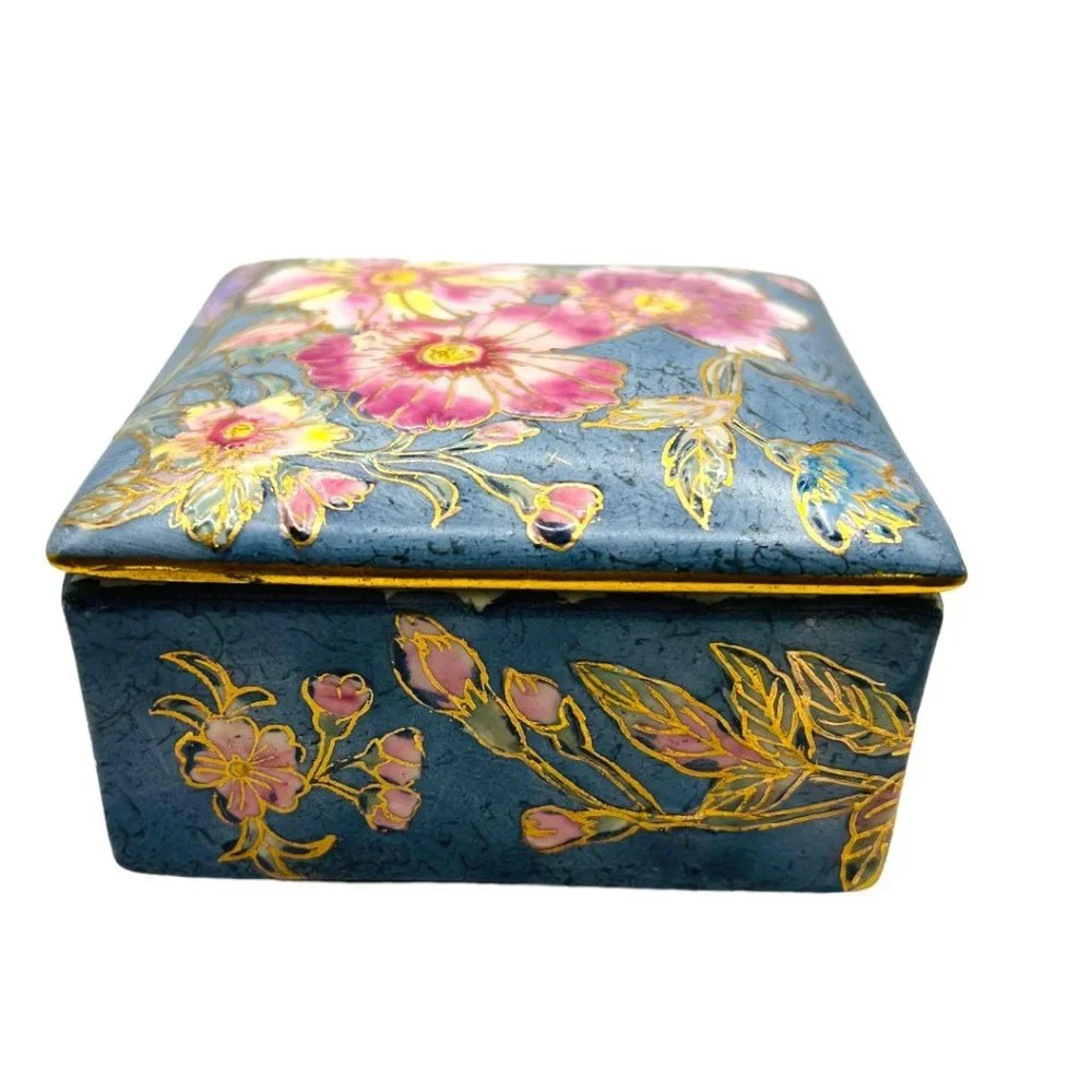 Qianlong Antique Enameled Porcelain Trinket Box Hand Painted Flower Scene RARE - Picture 1 of 9